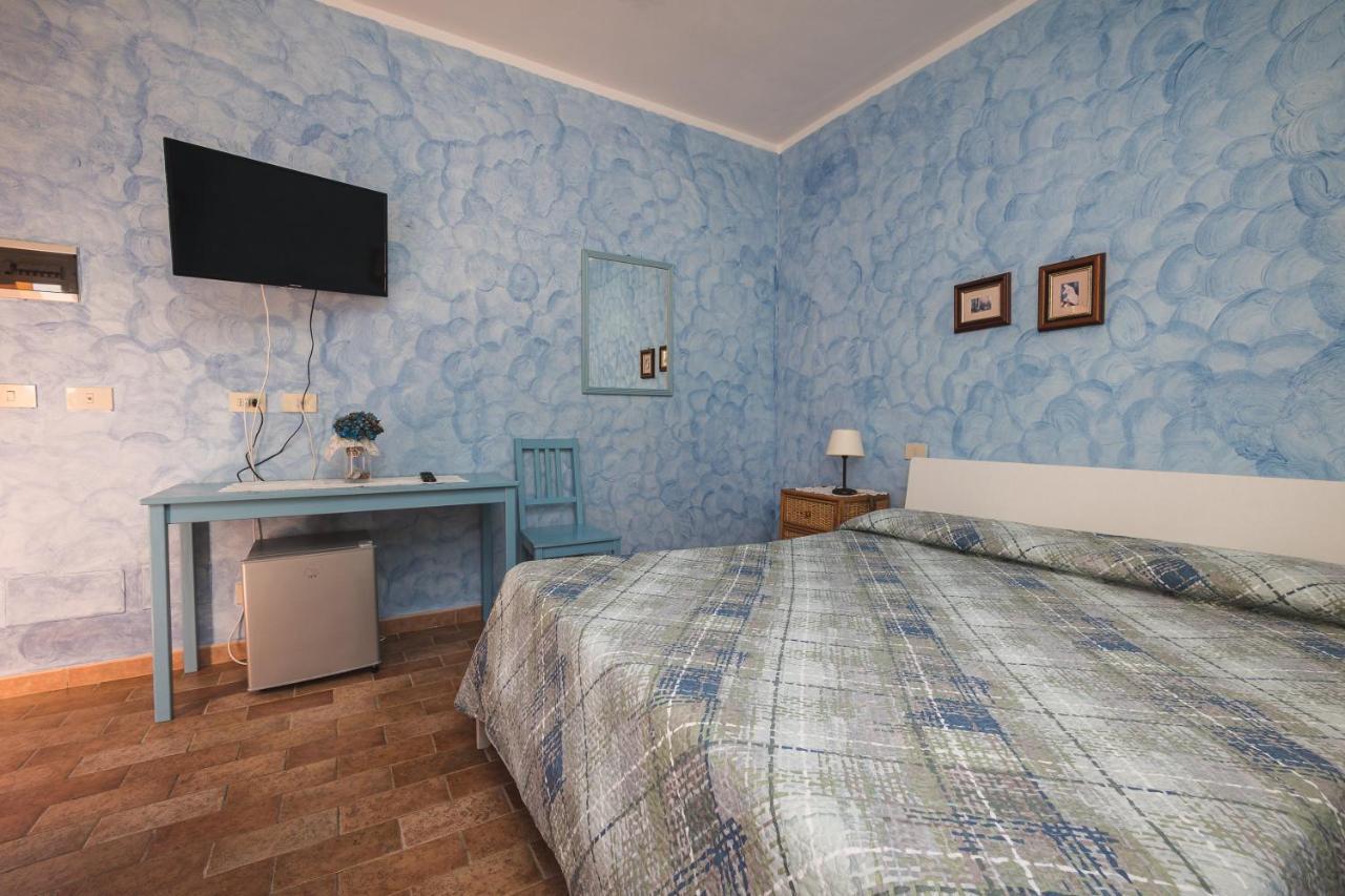 Semproniano Agriturismo La Meria מראה חיצוני תמונה