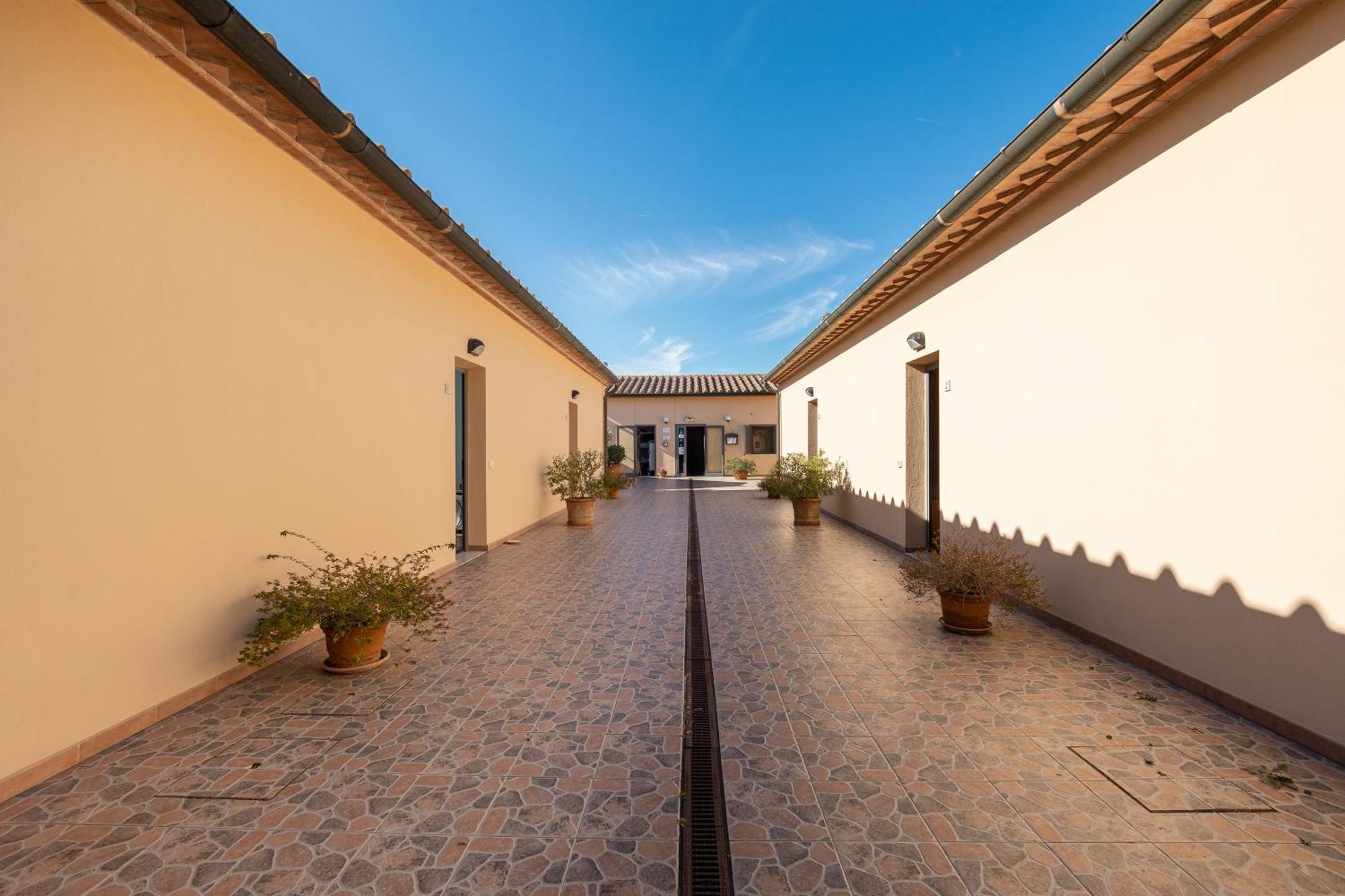 Semproniano Agriturismo La Meria מראה חיצוני תמונה