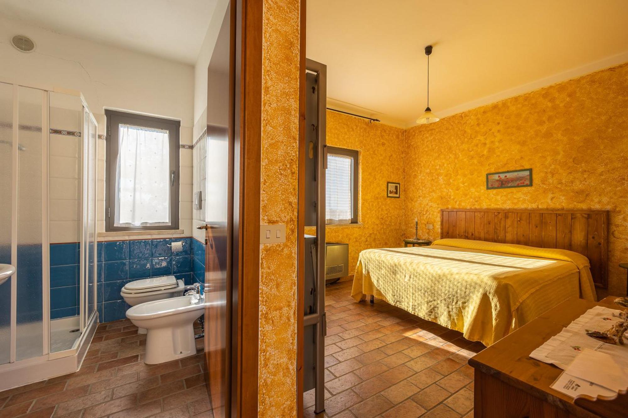 Semproniano Agriturismo La Meria מראה חיצוני תמונה