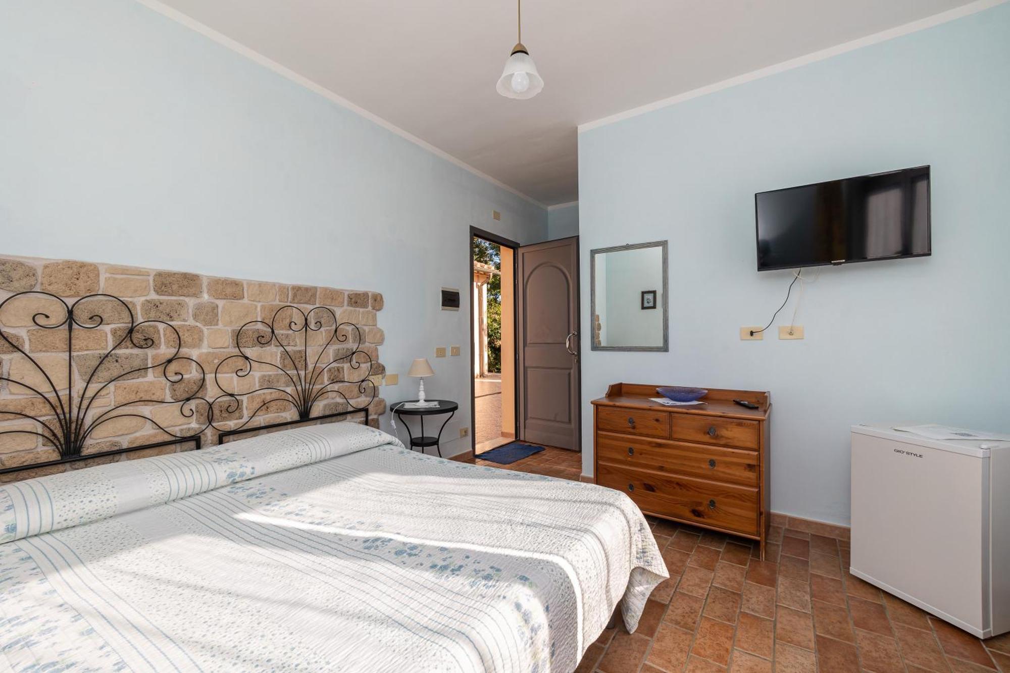Semproniano Agriturismo La Meria מראה חיצוני תמונה