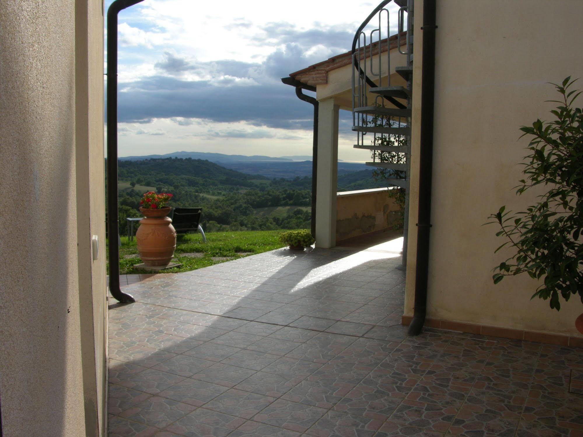 Semproniano Agriturismo La Meria מראה חיצוני תמונה