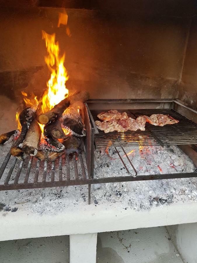 Semproniano Agriturismo La Meria מראה חיצוני תמונה